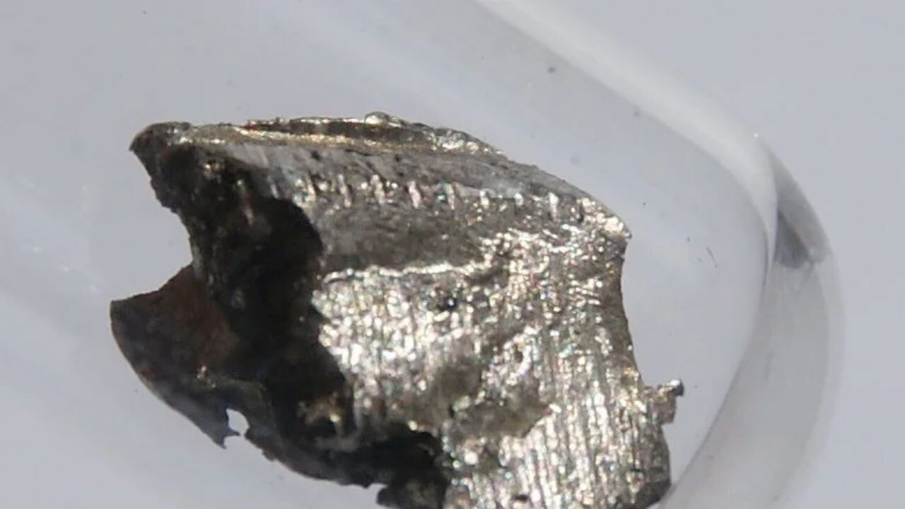 Kazakistan'da nadir toprak metalleri keşfedildi