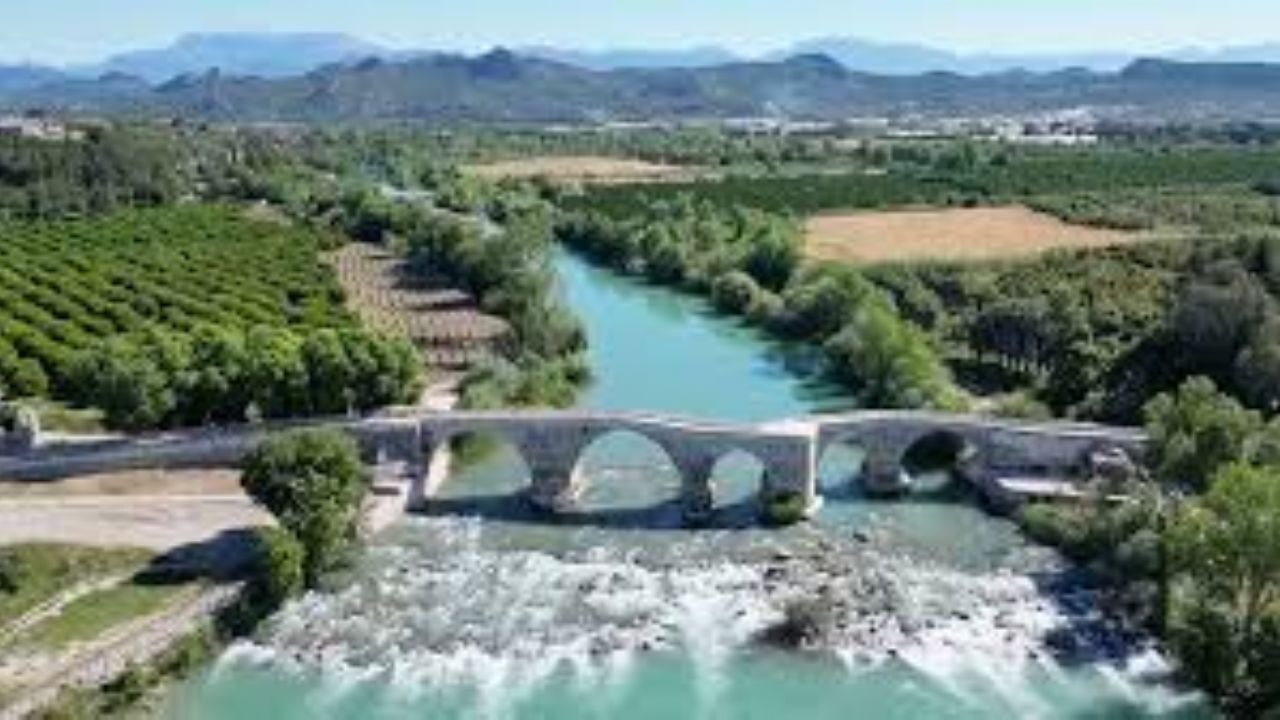 Evliya Çelebi'nin ilk yolculuğundan 385 yıl sonra aynı rotayı gezerek fotoğrafladı