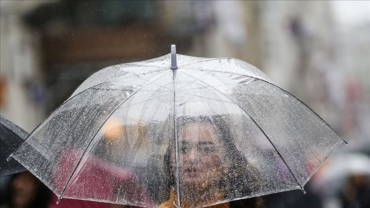 İstanbul Valiliğinden soğuk ve yağışlı hava uyarısı
