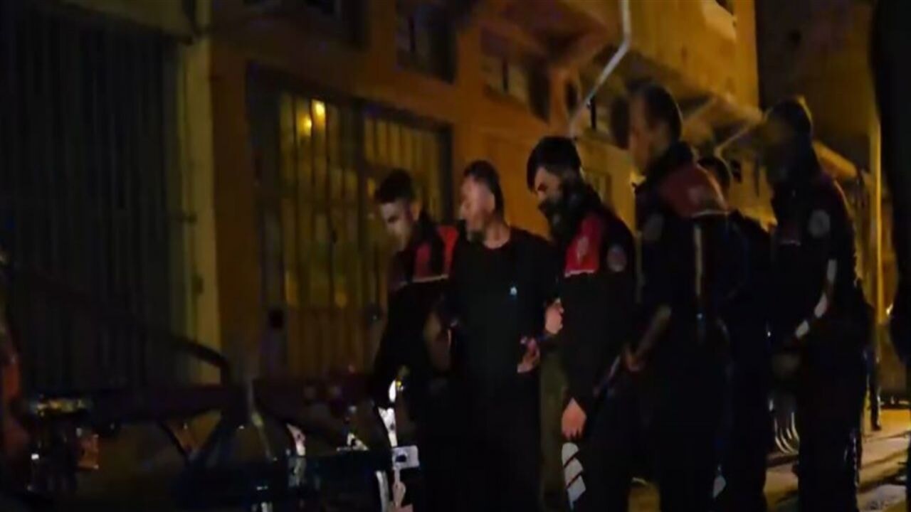 Polis 'adam sözü' verdi, intihardan vazgeçti