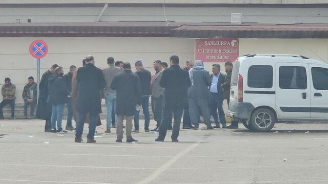 Kadın cinayeti yine yürek yaktı: 15 bıçak darbesiyle hayattan koparıldı