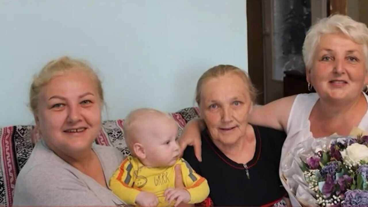 Sosyal medyaya daldı, küvetteki bebeği öldü! Sinan Akçıl anlattı...