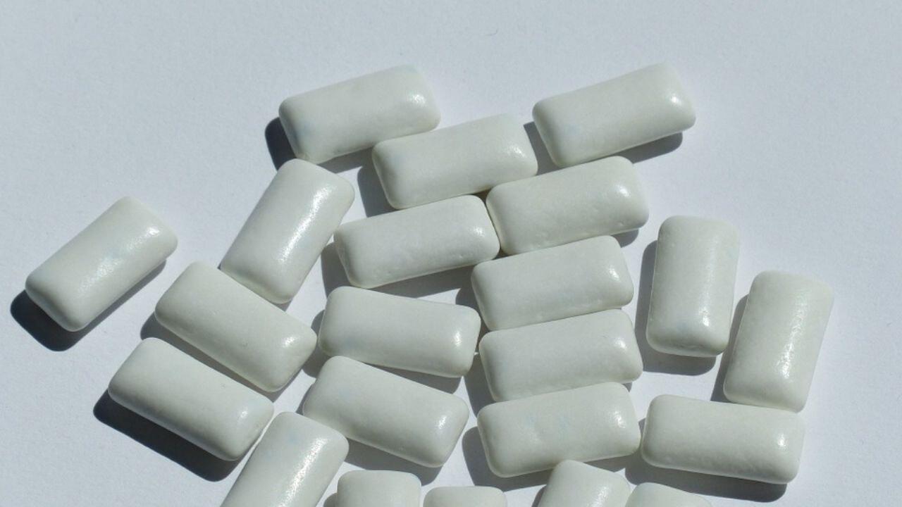 Sakız çiğneyerek virüslerden korunmak mümkün mü?