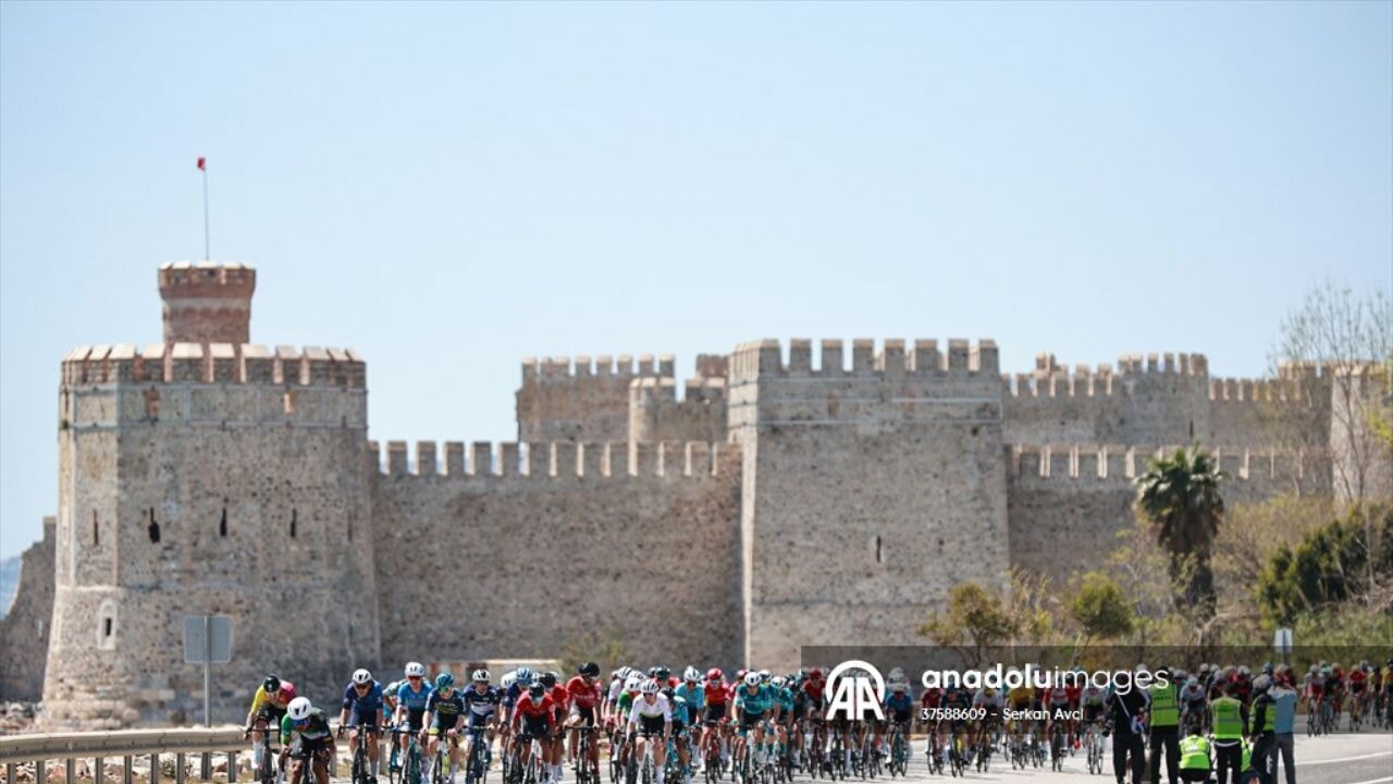 Mersin Uluslararası Bisiklet Turu başladı