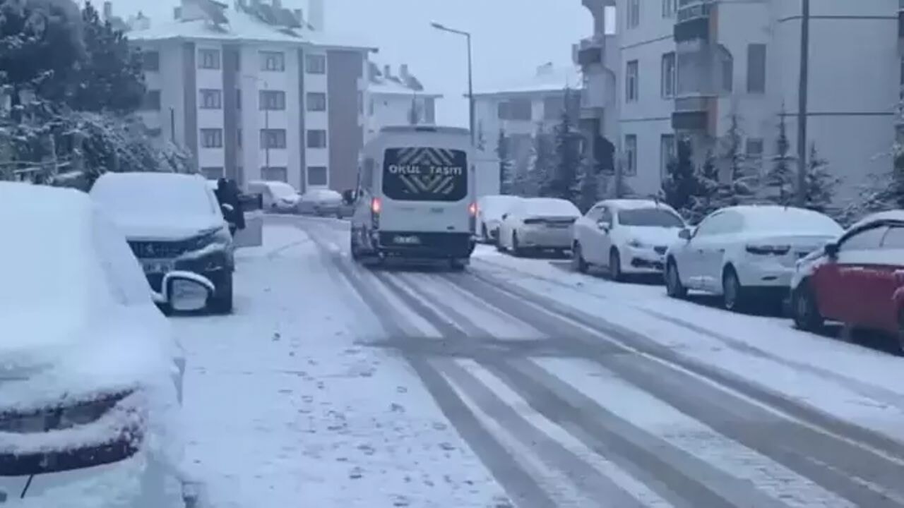 Ankara'da eğitime kar tatili! Tüm okullar 11 Nisan'da kapalı