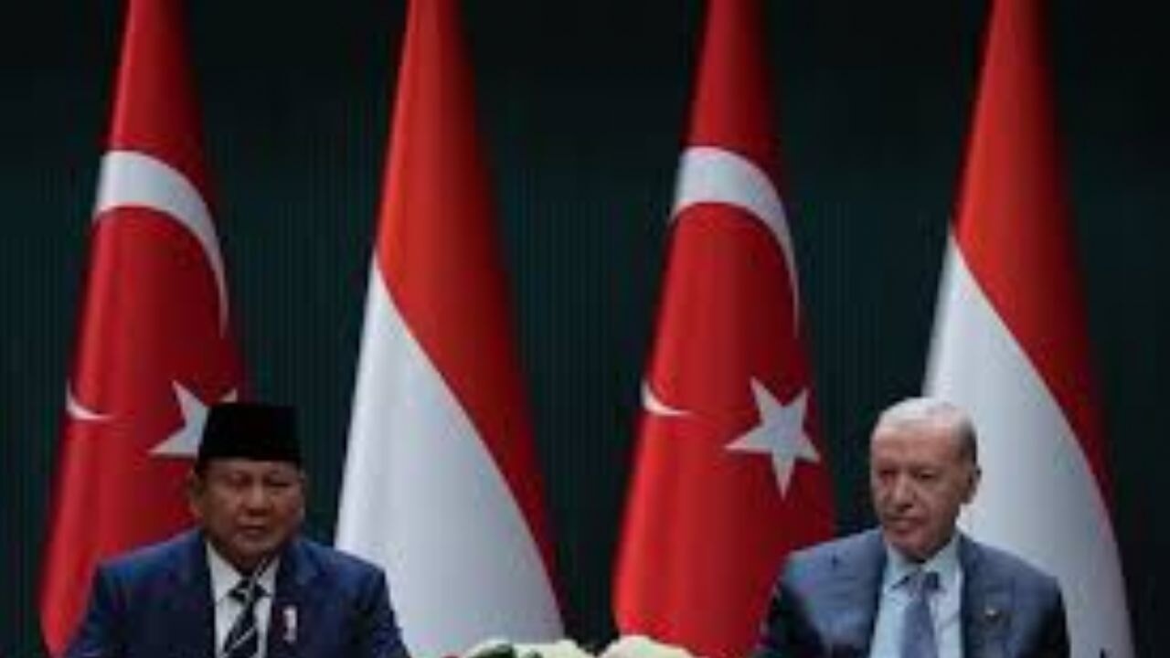 Cumhurbaşkanı Erdoğan, Endonezya Cumhurbaşkanı Subianto ile ortak basın toplantısında konuştu