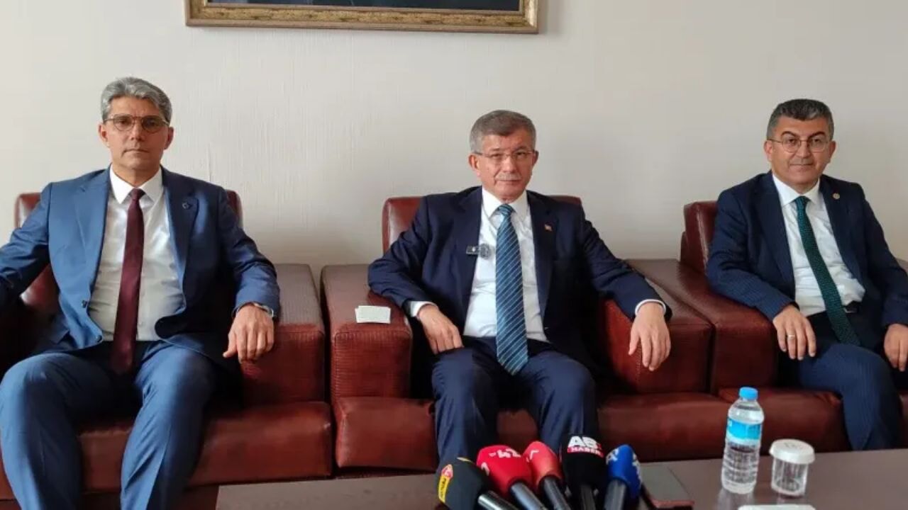 Konyaspor düşüşte, Davutoğlu tepki gösterdi