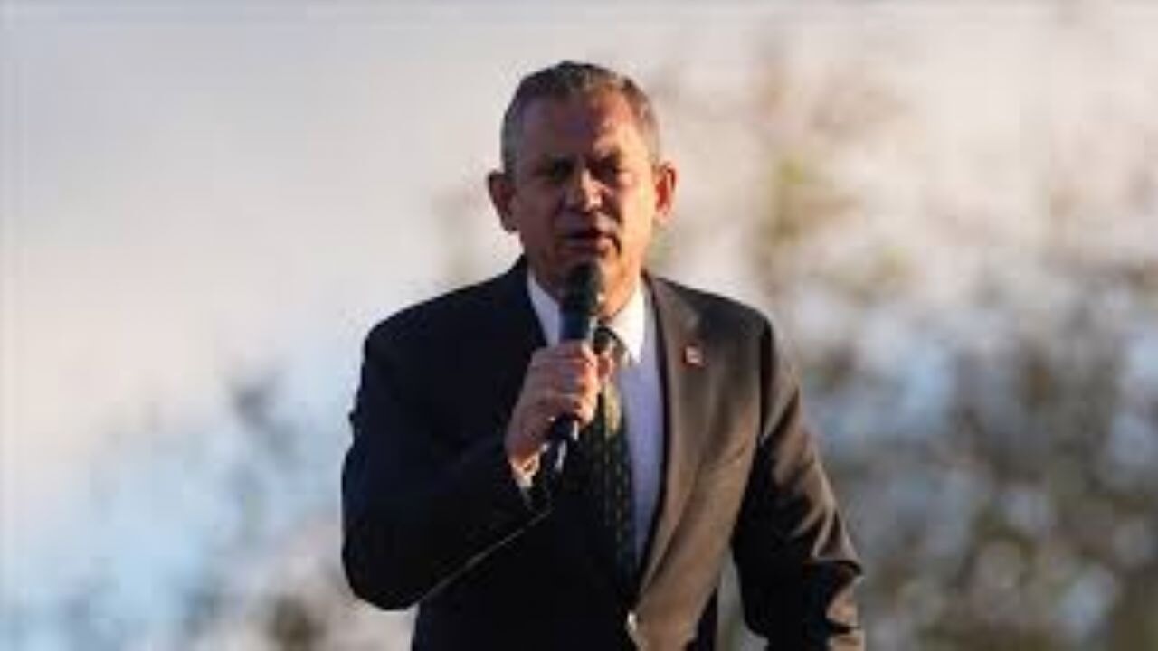 Ekrem İmamoğlu yerine kim aday olacak? Özgür Özel formülü açıkladı