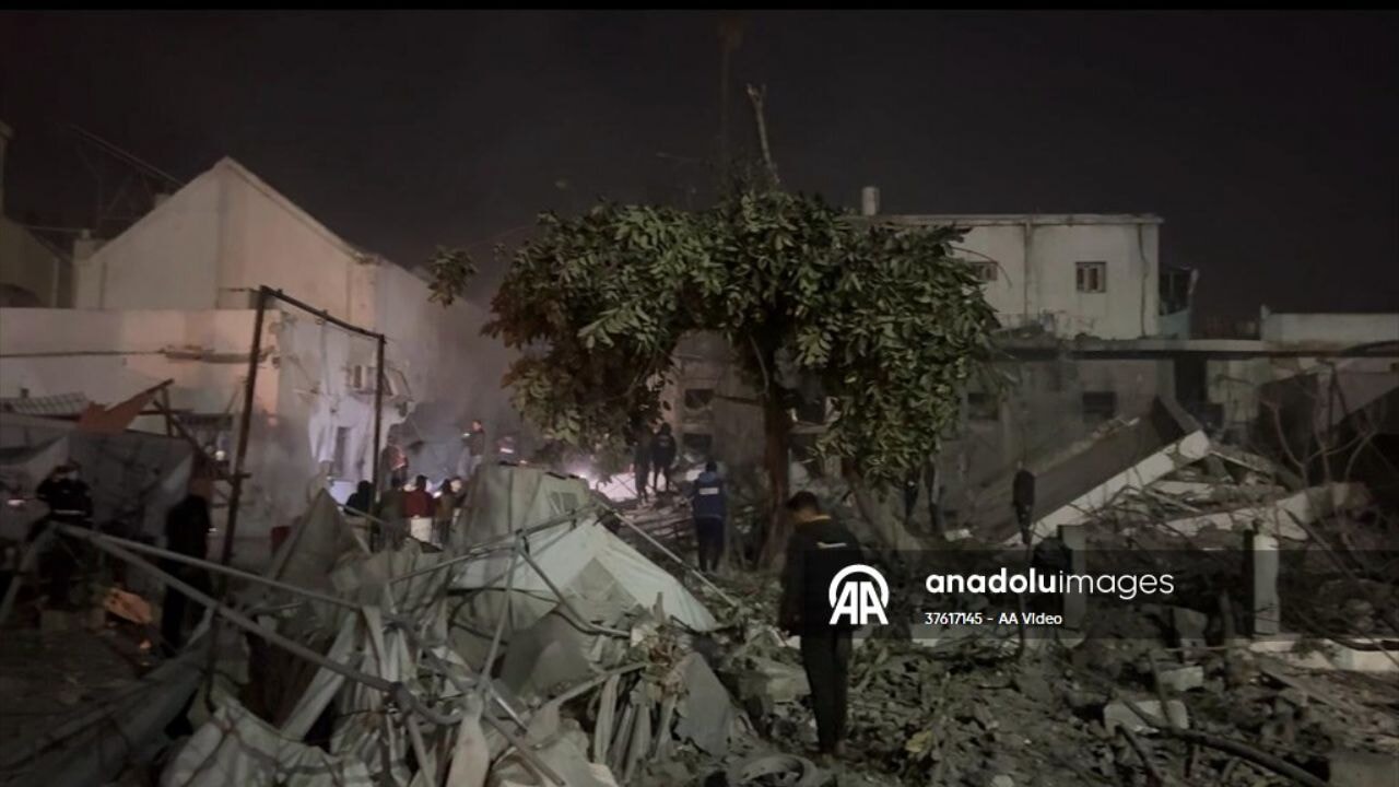 İsrail uçakları hastaneyi bombaladı, dünya sessiz mi kalacak?