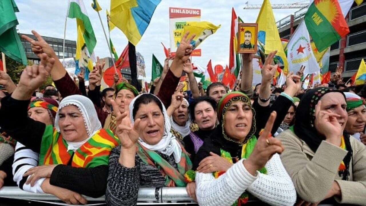 Ruşen Çakır'dan dikkat çeken çıkış: 'Kürtleri figüran olarak görmekten ne zaman vazgeçeceksiniz?'