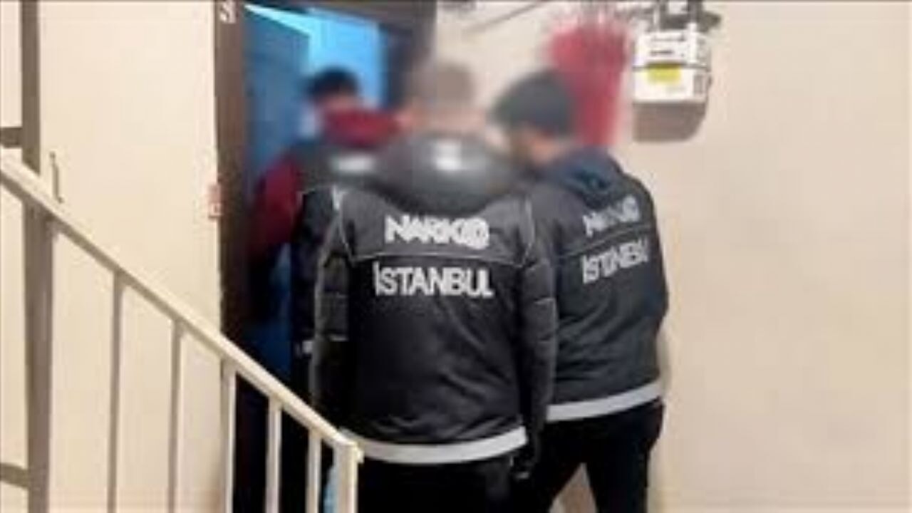 İstanbul'da 880 kilogram uyuşturucu ele geçirildi