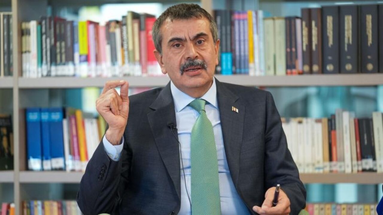 Bakan Tekin'den 25 bin öğretmen ataması açıklaması