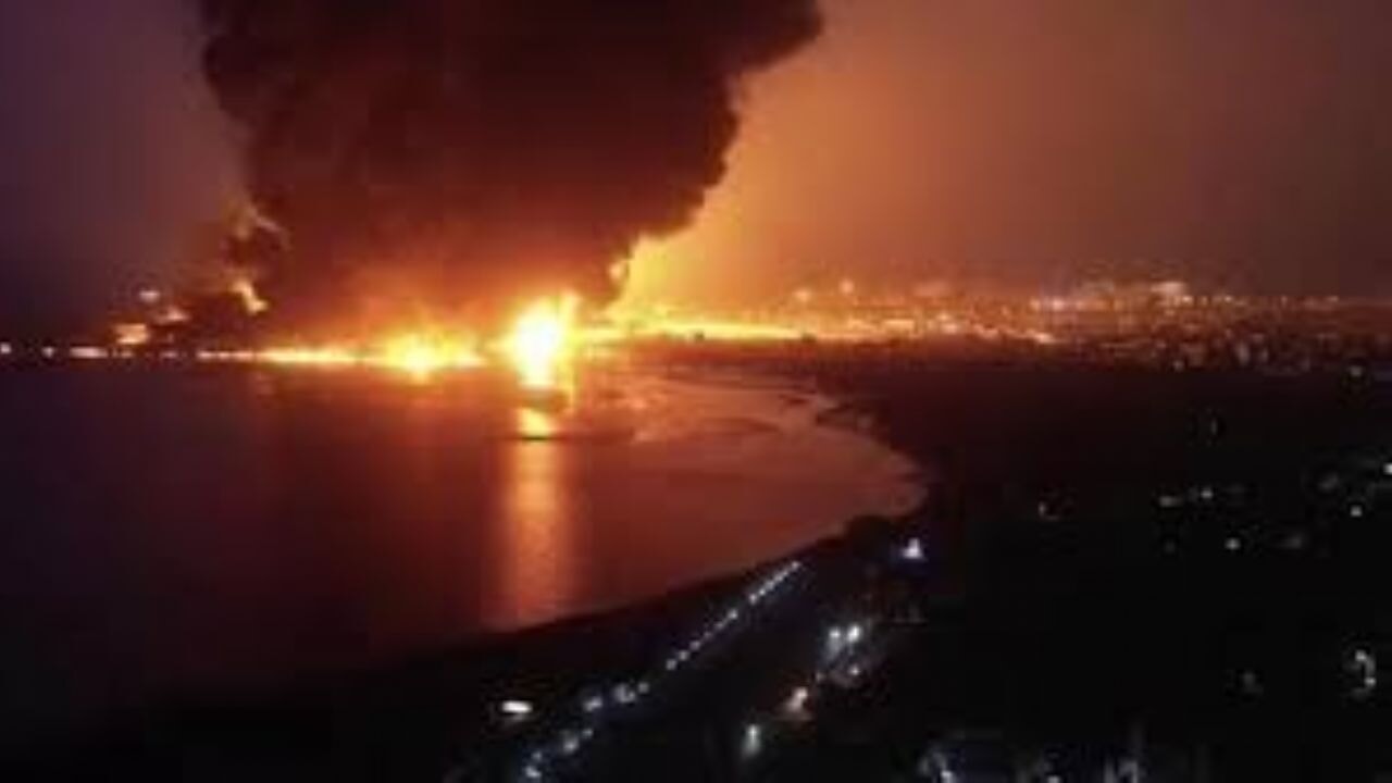 Husi liderinden ABD'ye tehdit: 'Savaş gemileri hedefte'