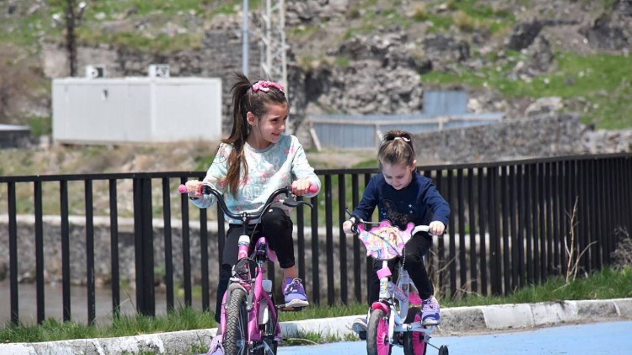 Türkiye'de ve dünyada çocuk nüfus detayları