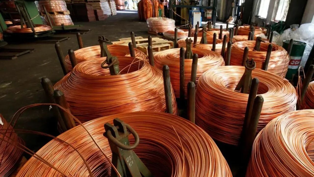 Bakır fiyatlarında ani yükseliş! Altın ve gümüşle başa baş yarış başladı