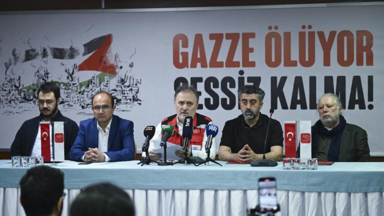 Türkiye'den Gazze'ye giden doktorlar yaşadıklarını anlattı