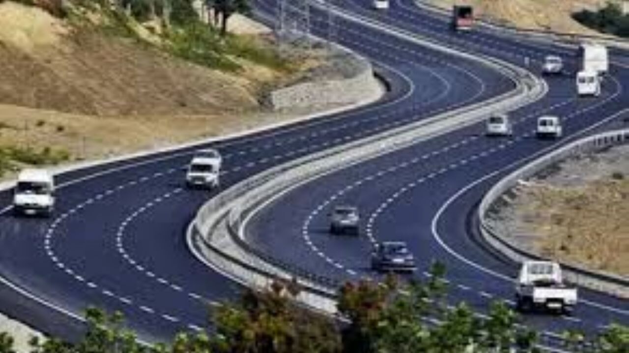 Kara yollarında önemli yapım çalışmaları! Trafik akışı etkileniyor