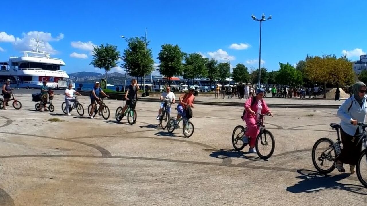 Büyükada Ulaşım Sorununa Bisikletli Çözüm: 'Bisiklet Treni' İlk Seferine Çıkıyor