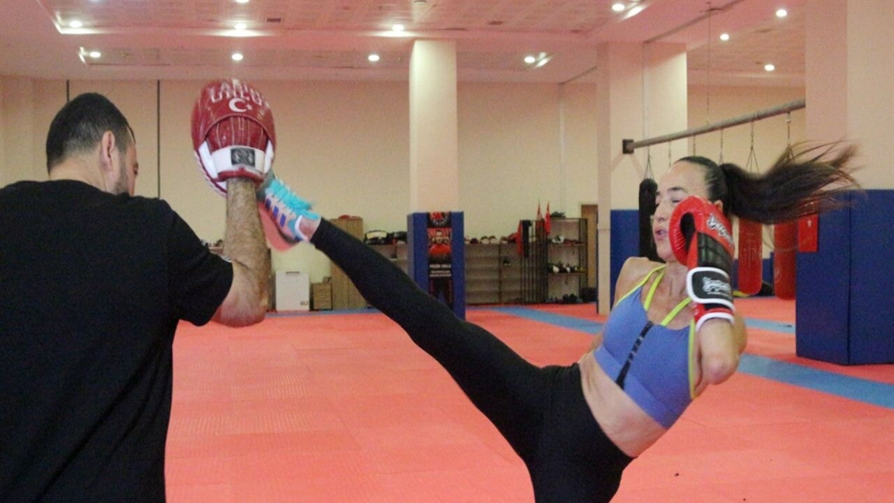 60 yaşında kronometreye meydan okuyor