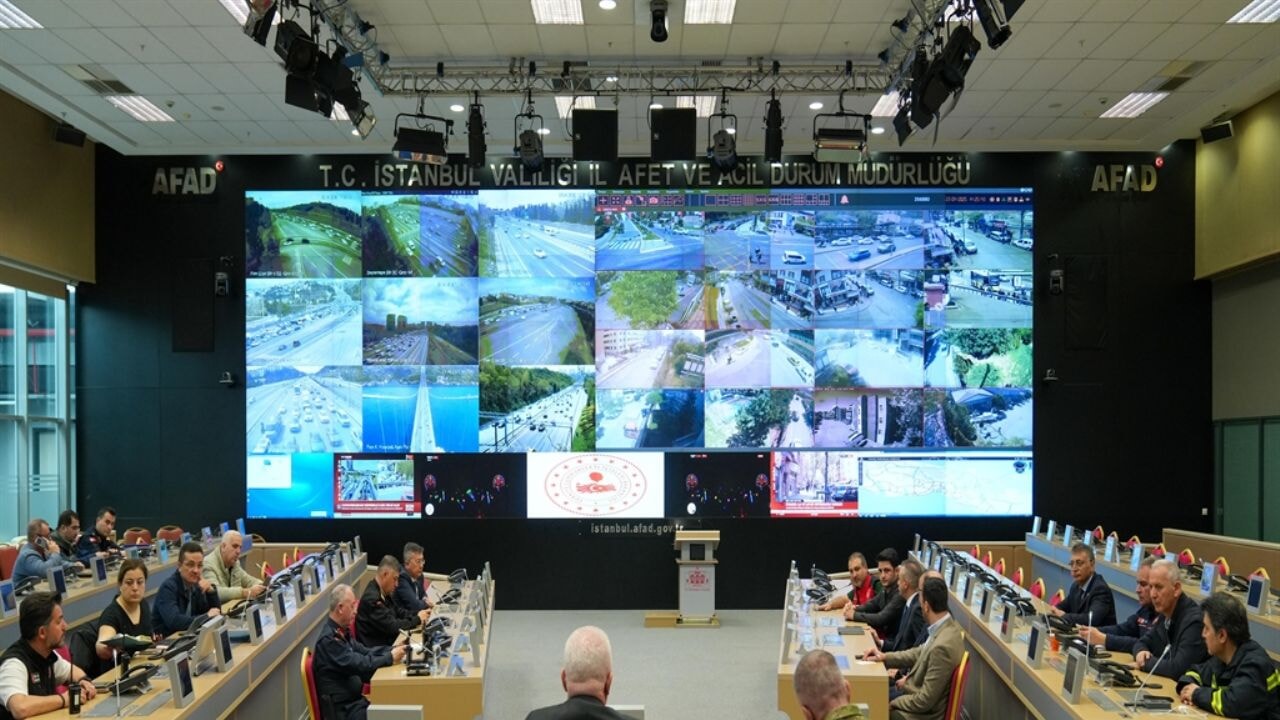 İstanbul Valiliği'nden yeni açıklama! 151 vatandaş yaralı