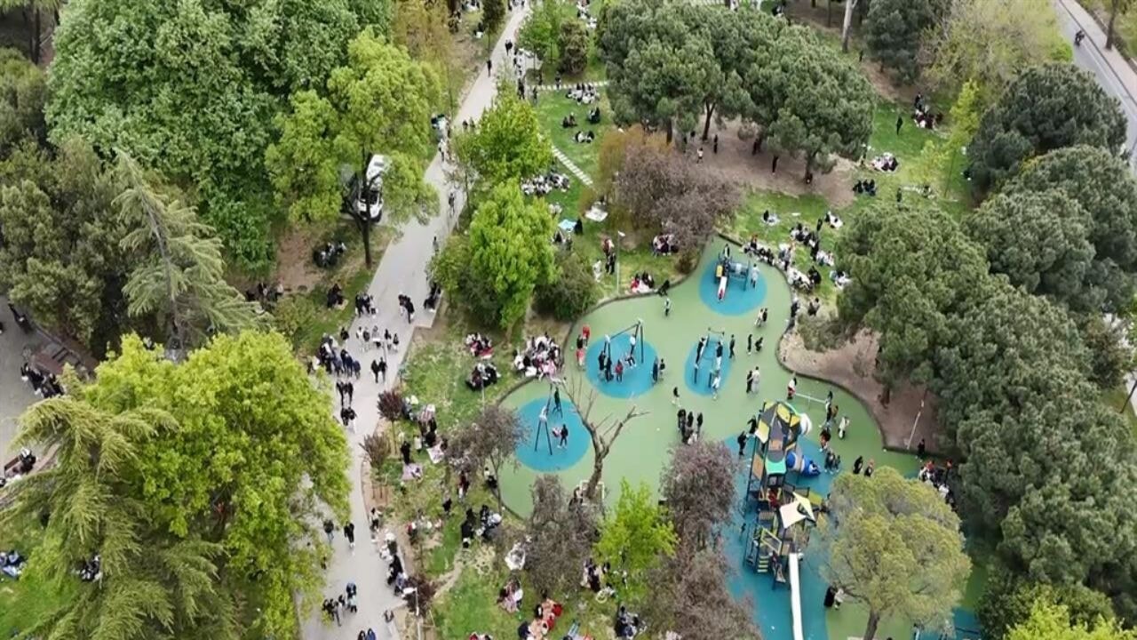 İstanbul'da deprem sonrası Maçka Parkı görüntüleri