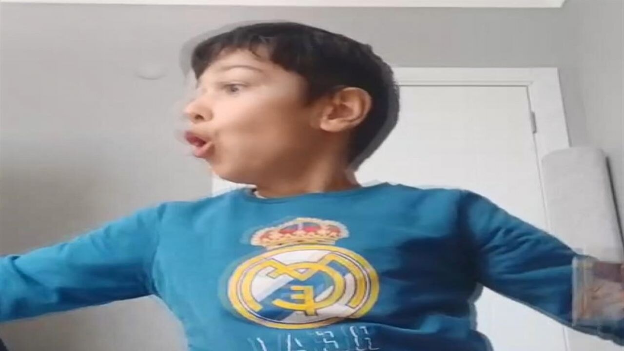 Depreme oyun oynarken yakalandı; 'Deprem' diye bağırdı