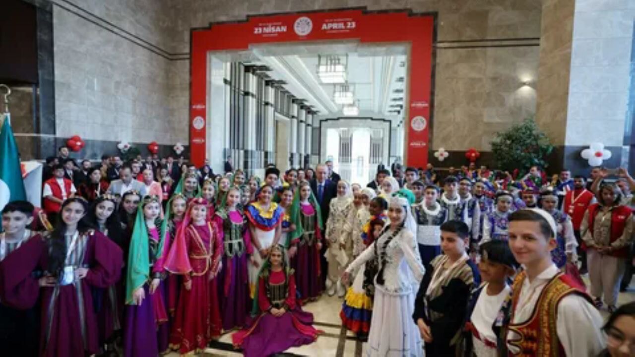 Cumhurbaşkanı Erdoğan, TRT 23 Nisan Çocuk Şenliği'ne katıldı