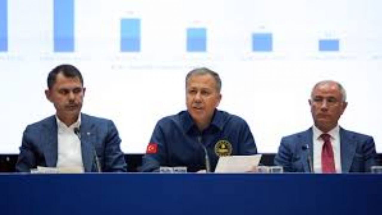 İçişleri Bakanı Yerlikaya: Artçı sarsıntıların azalma eğiliminde olduğu görülmektedir