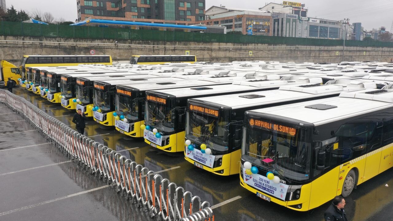 İBB ile Özel Halk Otobüsü sahipleri arasında 6 milyar TL'lik borç kavgası