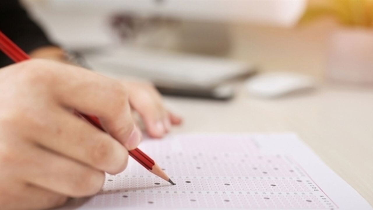 2025 MEB bursluluk sınavı tarihi açıklandı: İOKBS sınav giriş belgeleri erişime açıldı