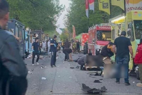 Kanada'da araç kalabalığın arasına daldı: Çok sayıda ölü ve yaralı var