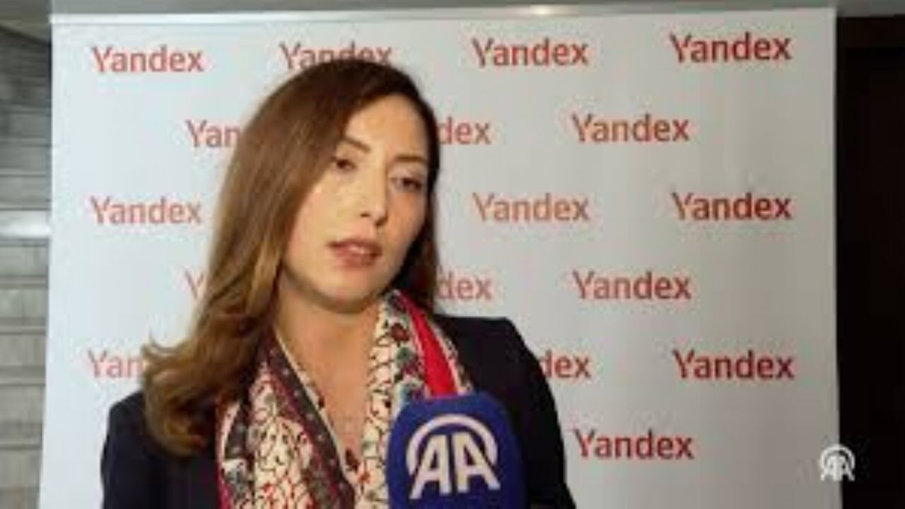 Yazeka, kaynakları yüksek kalitede seçerek doğru bilgiye erişimi kolaylaştırıyor