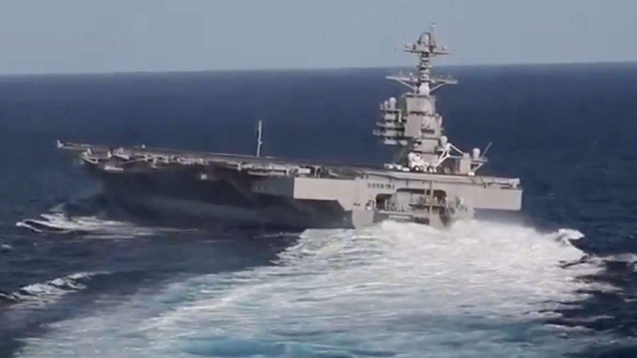 ABD'nin 60 milyon dolarlık savaş uçağı kayarak denize düştü