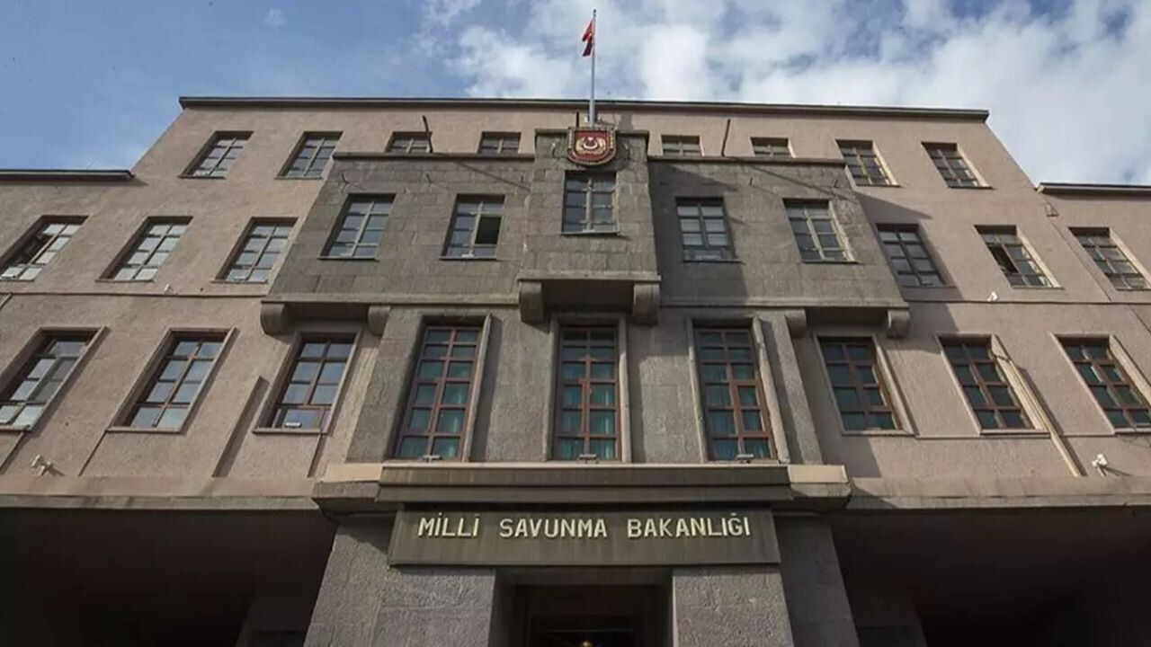 MSB, 'Pakistan'a silah gönderildi' iddiasını net bir dille yalanladı: 'Gerçek dışıdır.'
