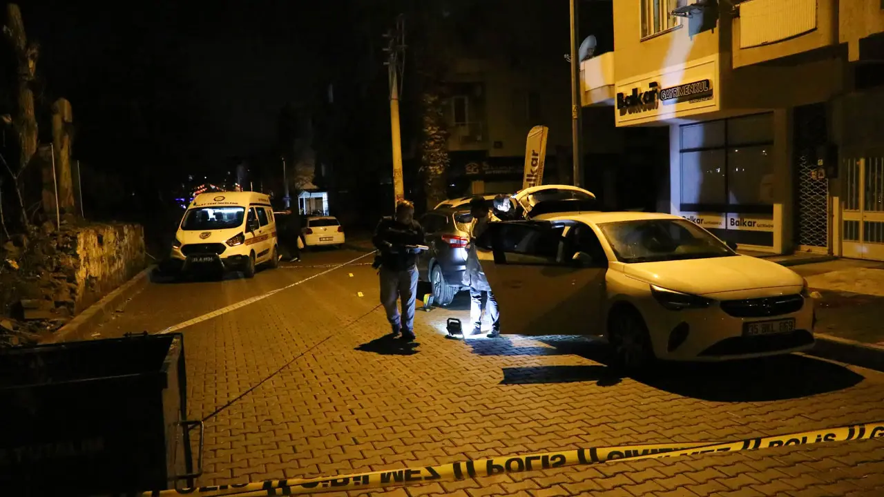 İzmir'de vahşet gecesi: 19 yaşındaki genç kız öldürüldü