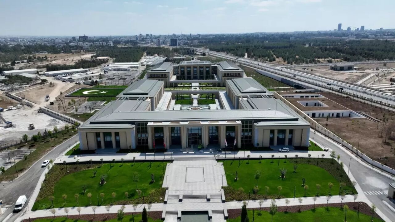 Bakan Kurum'dan KKTC Cumhurbaşkanlığı Külliyesi'ne ilişkin paylaşım