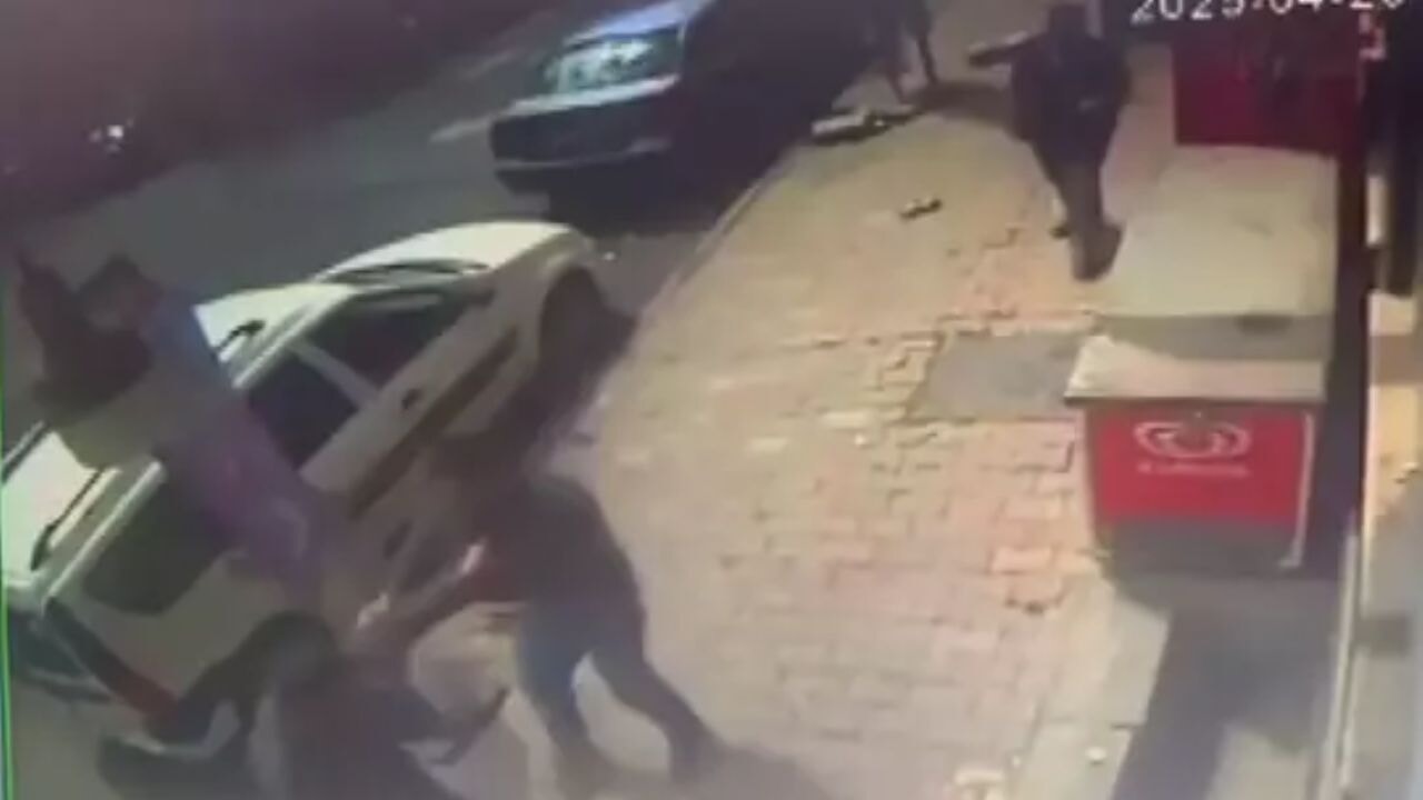 Esenyurt'ta taksi kavgası sonucu can kaybı!