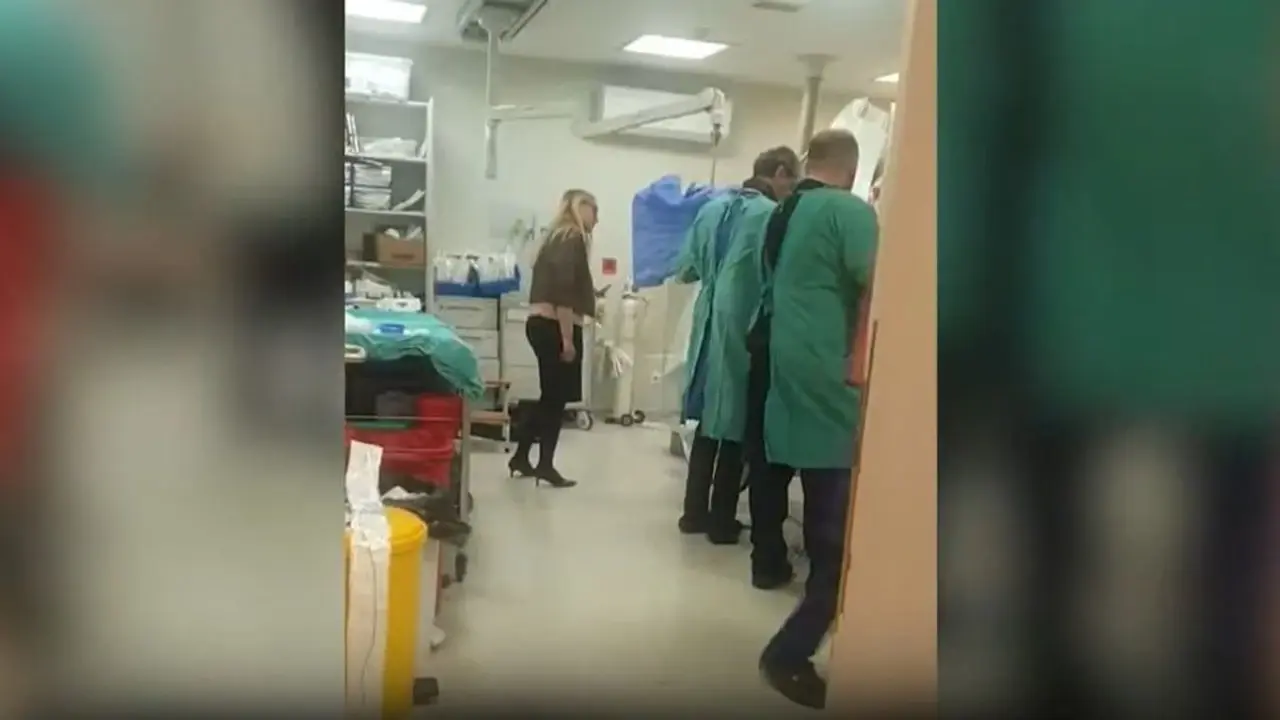 Yoğun bakımdaki hastayla pazarlık yapan kadın hakkında karar