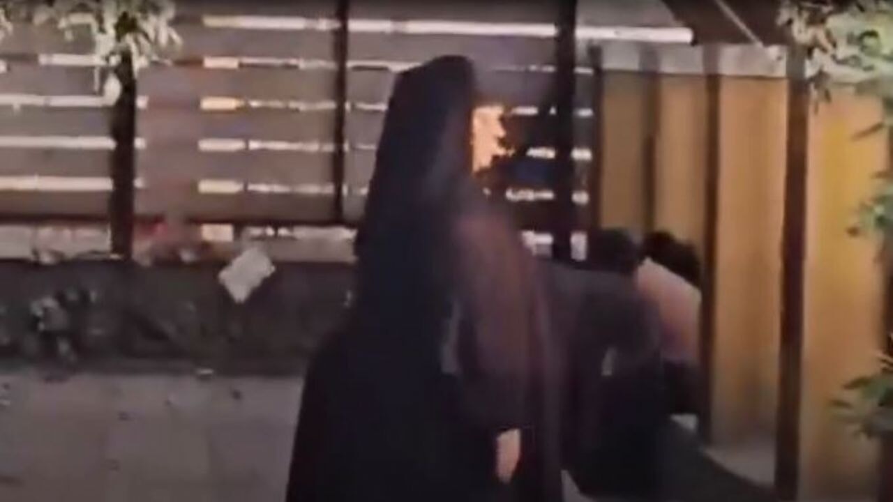 Hindistan'da Müslüman kadınların namaz kıldığı alana saldırı