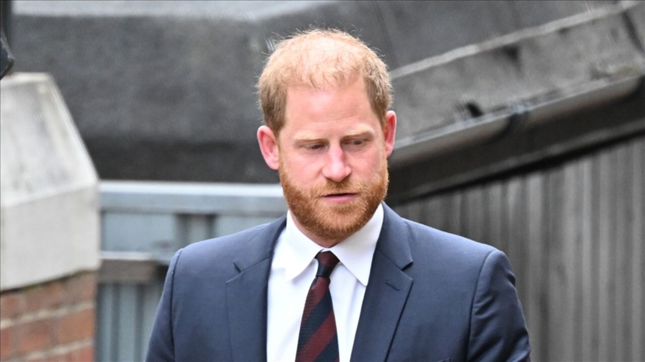 Prens Harry, ailesiyle barışmak için her şeyi gözden geçireceğini söyledi