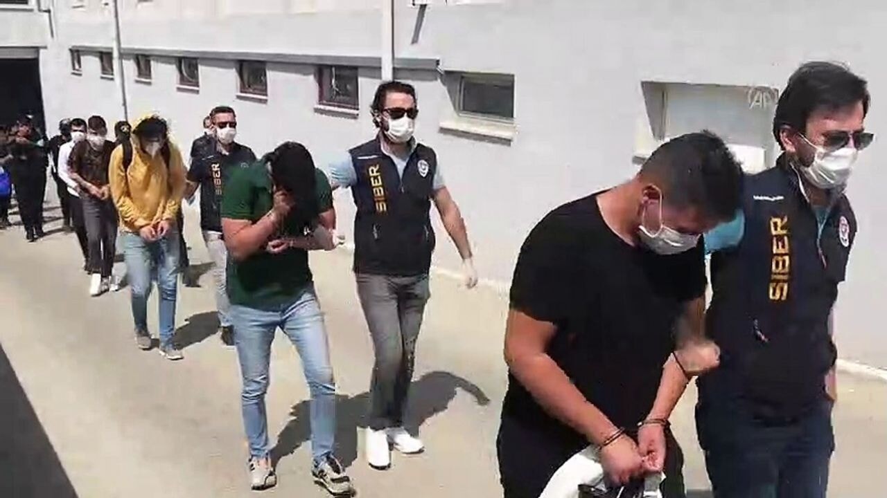 Adana merkezli yasa dışı bahis çetesi çökertildi