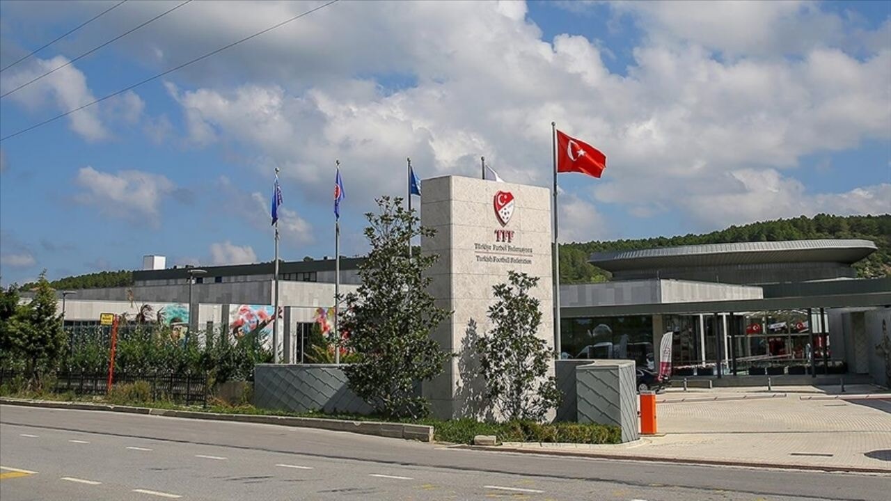 Derbi faturası ağır oldu! Fenerbahçe ve Beşiktaş yandı