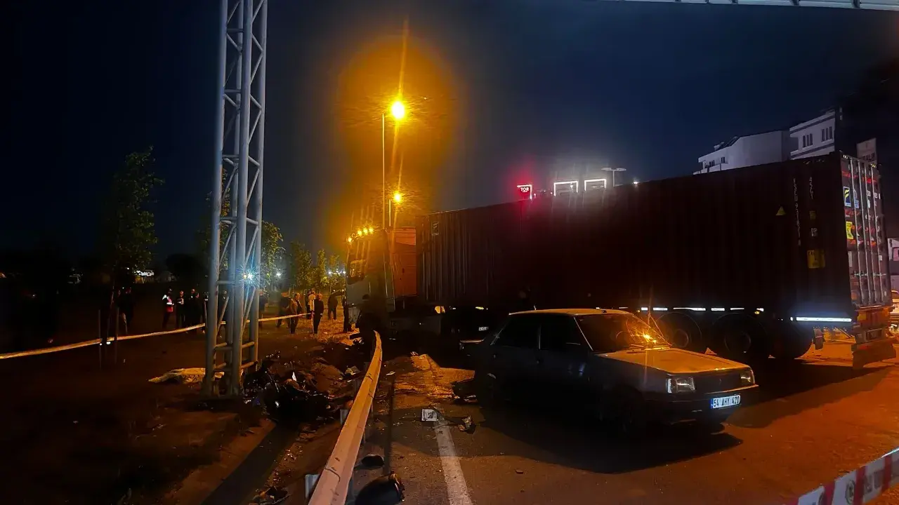 İstanbul'da kan donduran korkunç tır kazası