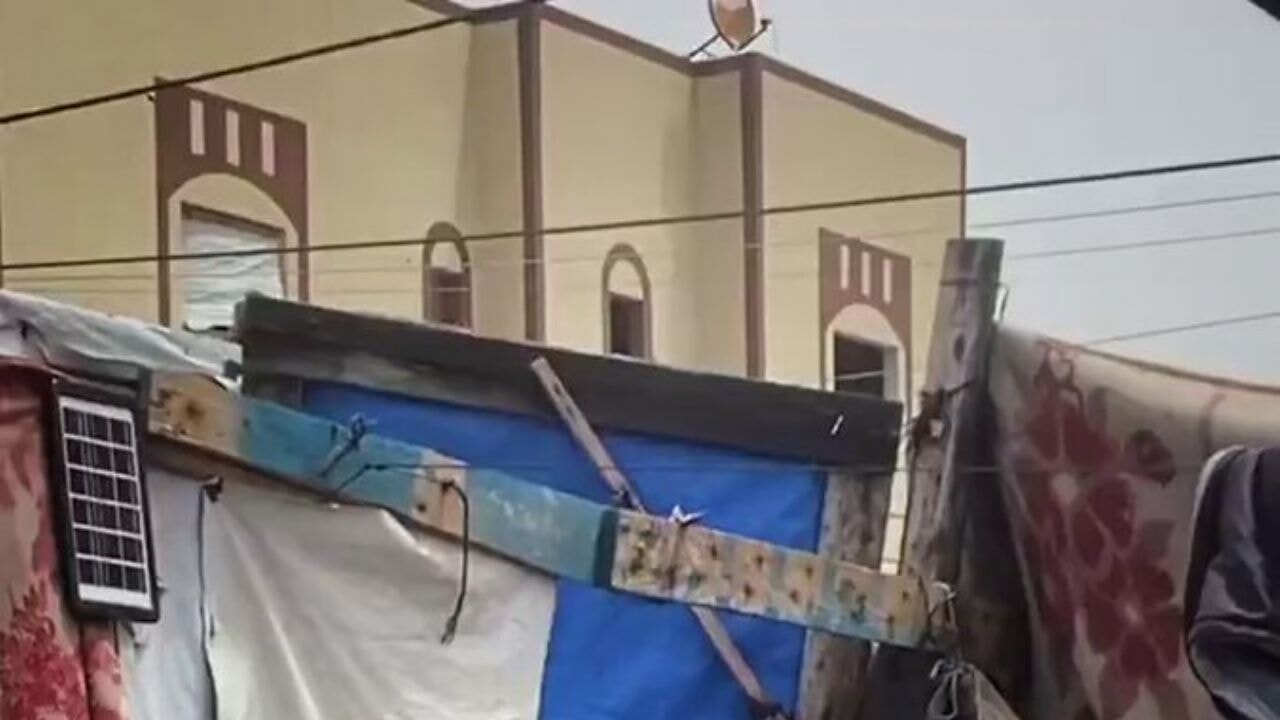 Gazsız yemek pişirmeyi mümkün kılan buluş! Filistinli adamdan düşük maliyetli soba tasarımı