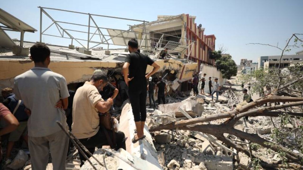 Gazze'deki okul bombalandı! 15 ölü, 5'i çocuk