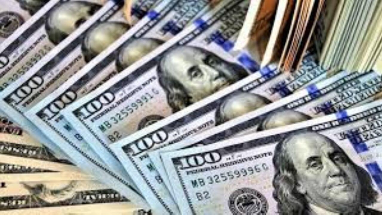 Serbest piyasada döviz fiyatları haftaya nasıl başladı?