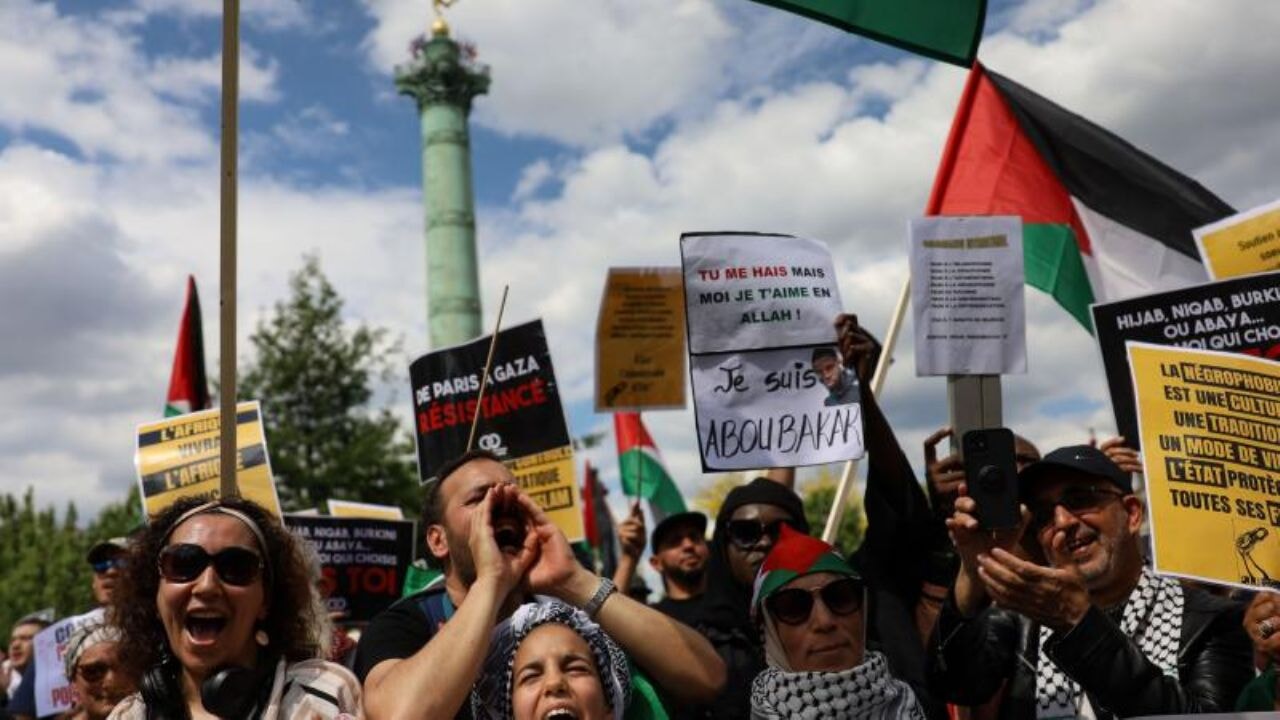 Fransa'da cami saldırısı sonrası sokaklar ayakta