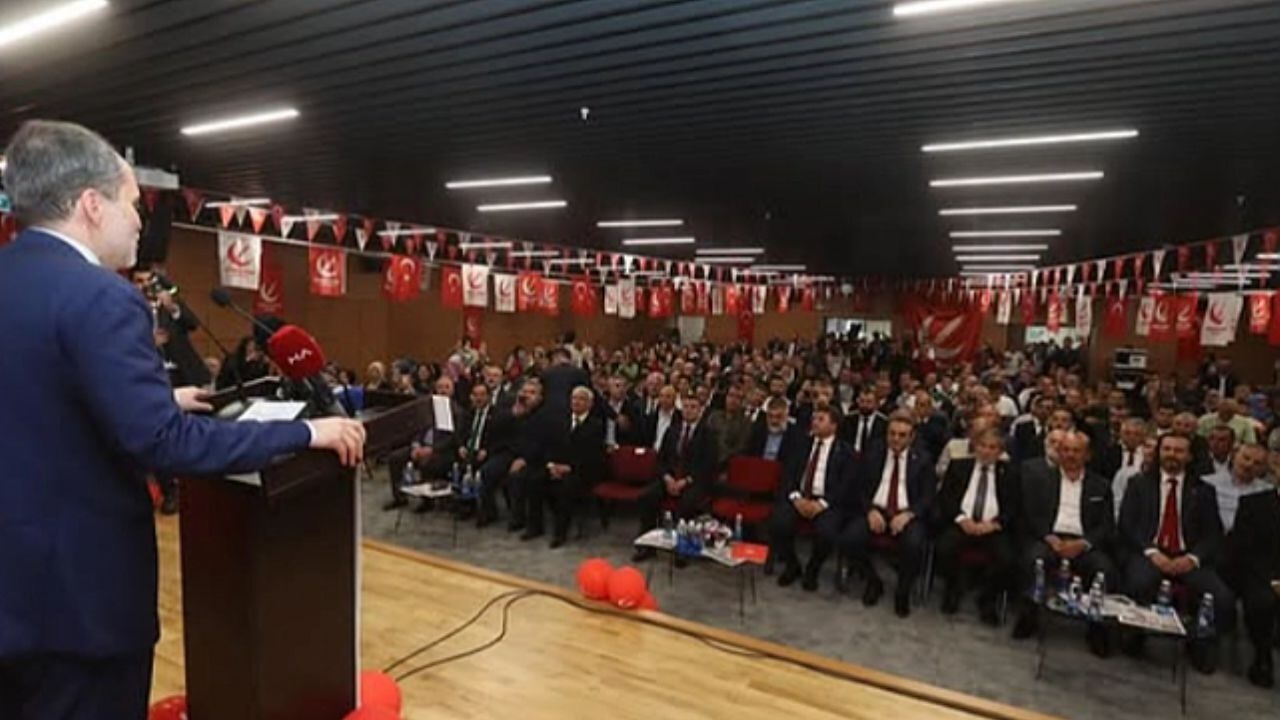 Fatih Erbakan Çanakkale'de teşkilatla buluştu
