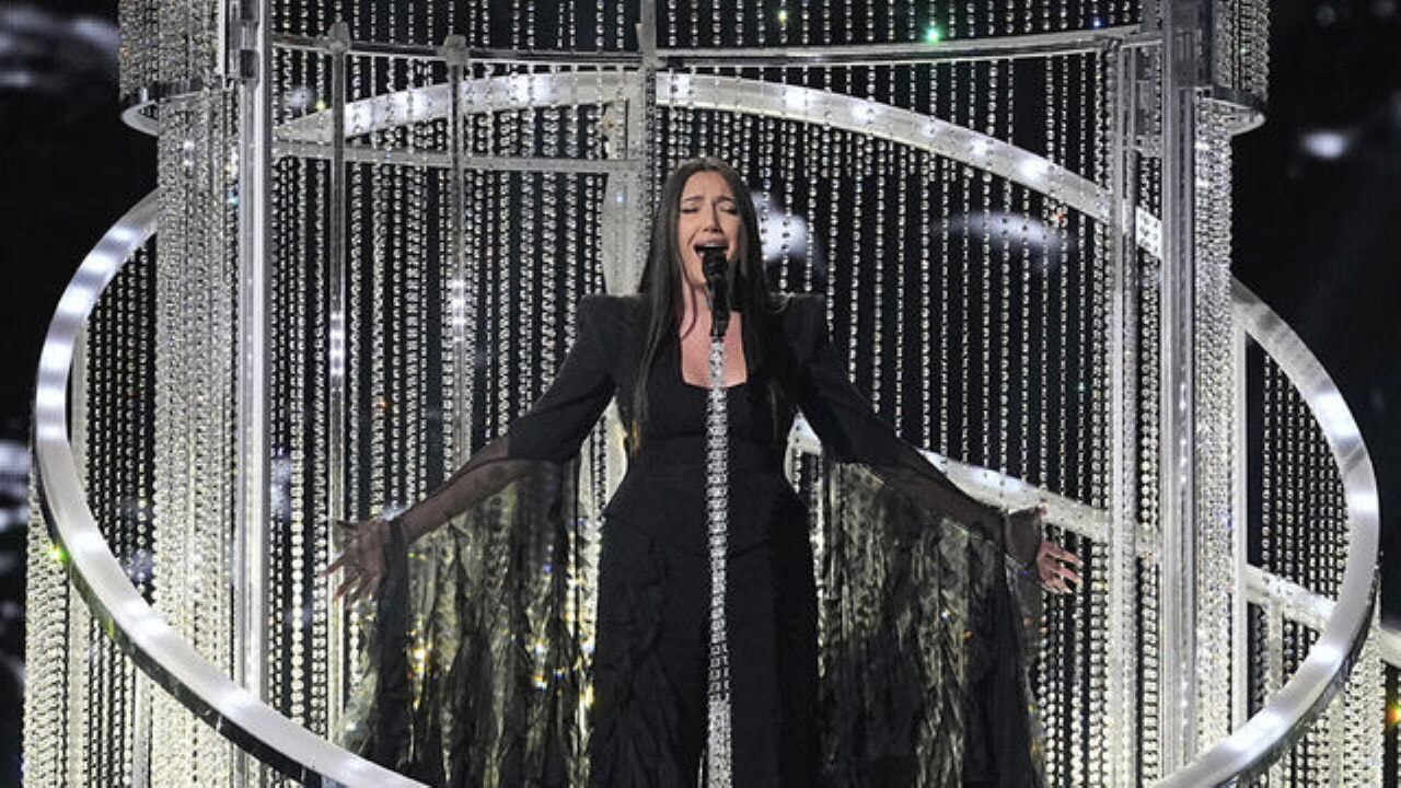 Filistin'e özgürlük sloganları Eurovision'da yankılandı  İsrail protesto edildi