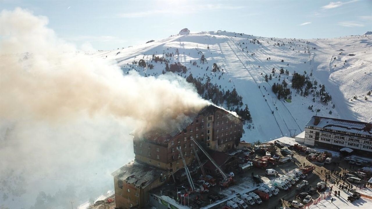 Grand Kartal Otel yangını davasında 1998'er yıla kadar hapis cezası istendi